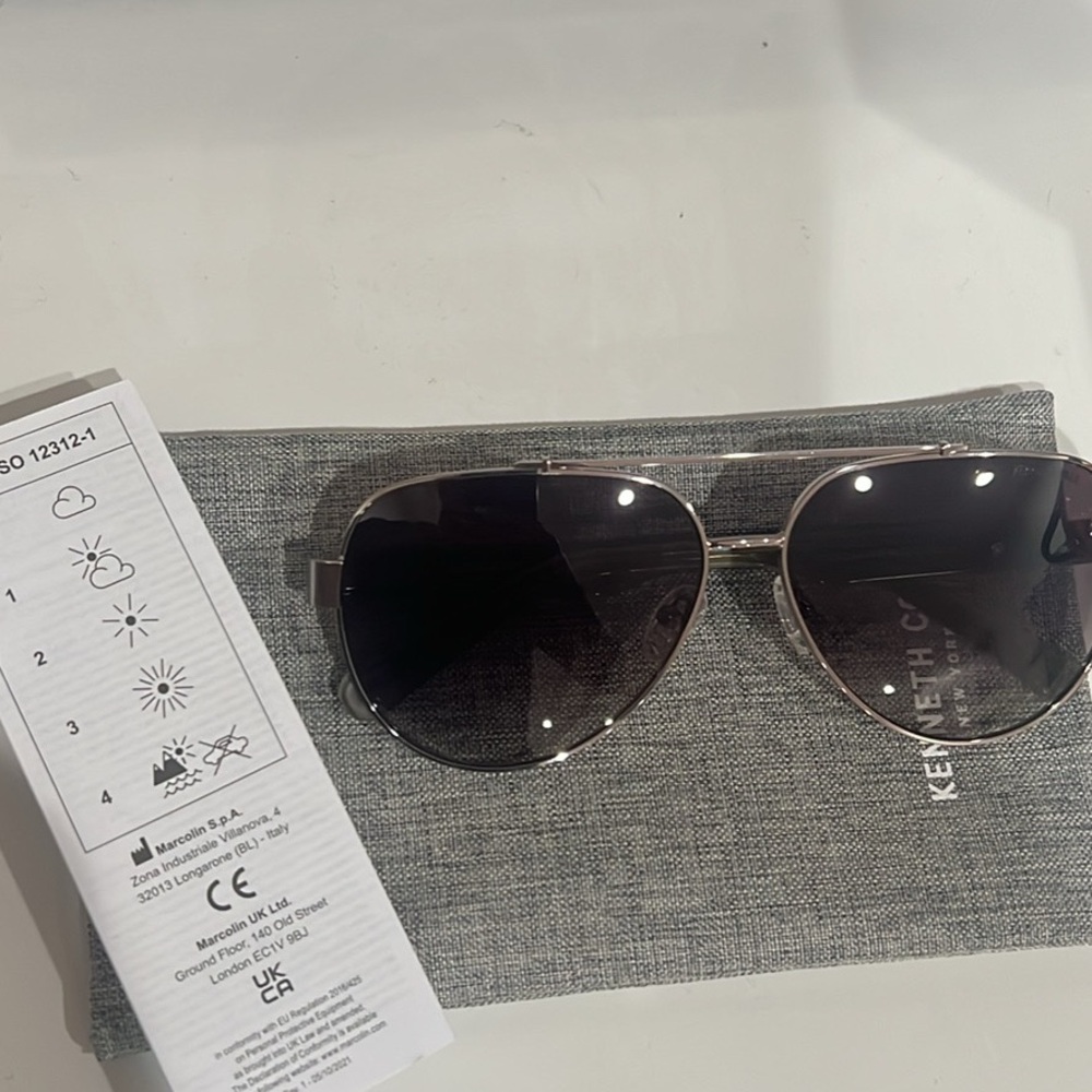 *NWT* Men’s Kenneth Cole Sunglasses
